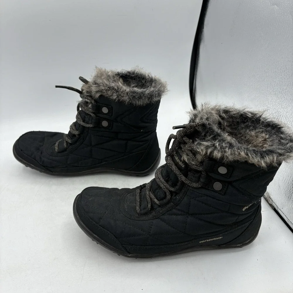 Columbia Snow Boots Womens Size 7.5 Minx Shorty III Black Waterproof Omni Grip